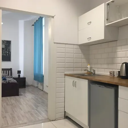 Coco Apartment 1-2